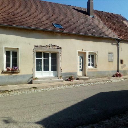 Chambres Chez L Habitant Frasne-les-Meulieres Bagian luar foto